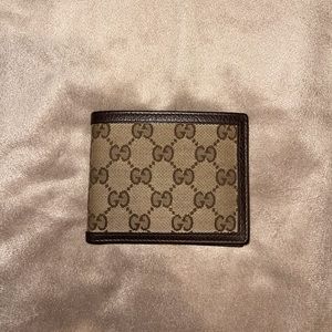 Gucci wallet